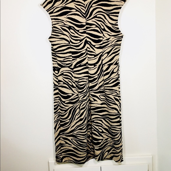 {Calvin Klein} Zebra Print Sheath Dress NWT Size10 - Picture 6 of 6